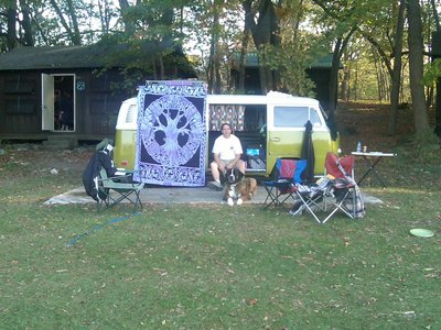 John likes Vanagons beter than Bays or Splits .