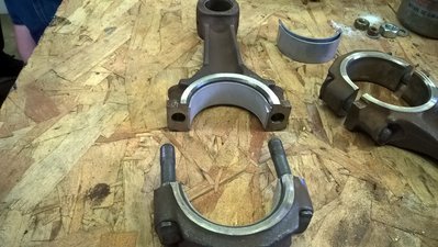 WP_20160601_18_56_41_Pro.jpg (659.62 KiB) Viewed 2205 times New silverlines. We joke about signing the main bearings