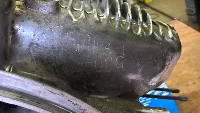 WP_20160601_19_32_18_Pro.jpg (500.83 KiB) Viewed 2205 times instead I settle on the case. Btw right about now the bus is called the blue turd
