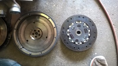 WP_20160601_16_50_27_Pro.jpg (640.74 KiB) Viewed 2640 times bus came with a weird clutch disk with continuous facing